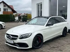 Mercedes-Benz C 63 AMG C 63 S AMG Burmester Kamera Drivers Package