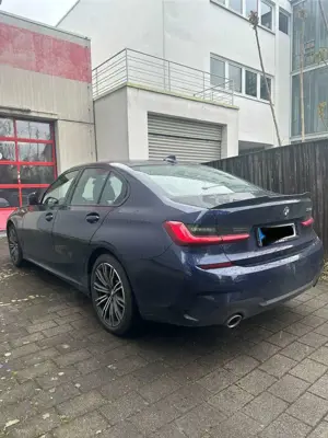 BMW 330 330 e M Sport Bild 3