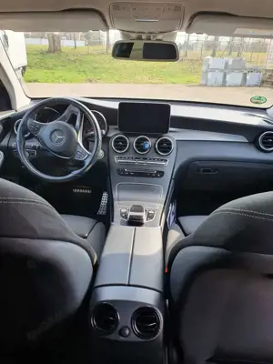 Mercedes-Benz GLC 250 GLC Diesel d 4Matic 9G-TRONIC Bild 3