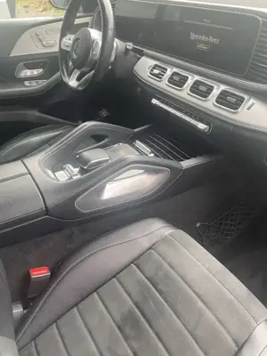 Mercedes-Benz GLE 350 GLE 350 d 4Matic 9G-TRONIC AMG Line Bild 4