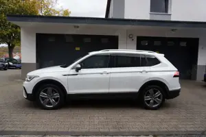 Volkswagen Tiguan Allspace 2.0 TDI Elegance 4M NAVI+PANO+StHzg+AHK+KAMERA+ALU Bild 4