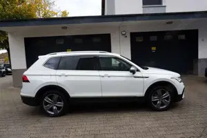 Volkswagen Tiguan Allspace 2.0 TDI Elegance 4M NAVI+PANO+StHzg+AHK+KAMERA+ALU Bild 2