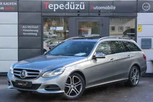 Mercedes-Benz E 250 CDI BE*DISTRONIC*LED*NAVI*LEDER*SHD*AHK*