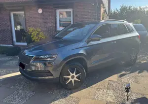 Skoda Karoq TÜV Neu, Inspektion Neu,CarPlay,Kamera,Scheckheft Bild 2
