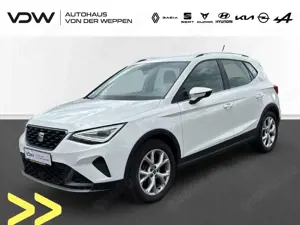 SEAT Arona FR TSI Navi Carplay Sitzheizung AHK Klima Navi