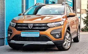 Dacia Sandero 3 Stepway LED LPG Sitzh Navi 8Räder AHK