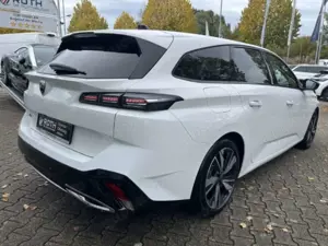 Peugeot 308 SW BlueHDi 130 EAT8 Allure Navi LED ACC Klima DAB Bild 3