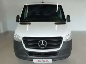 Mercedes-Benz Sprinter Bild 2