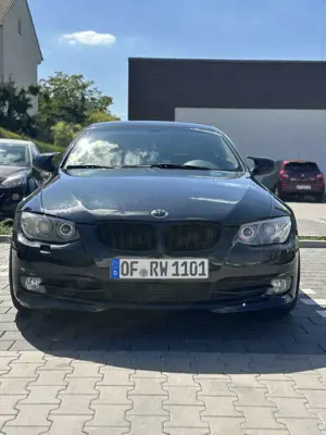 BMW 320 320d Coupe
