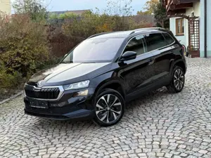 Skoda Karoq 2.0 TDI Drive / AHK / Kamera / 18" Alu