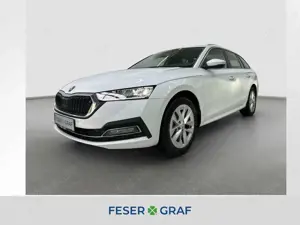 Skoda Octavia Combi 2.0 TDI DSG*NAVI*AHK*LED*KAMERA*