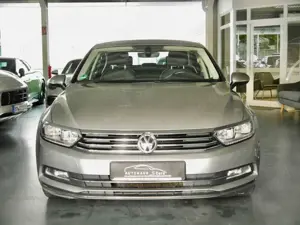 Volkswagen Passat Lim. Highline*DAB*Alcantar* Bild 4