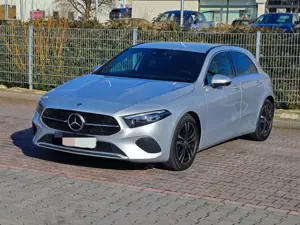Mercedes-Benz A 200 Garantie, AHK, Fahrassistenz-Paket, KEYLESS,