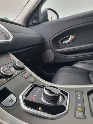 Land Rover Range Rover Evoque D150 SE Bild 4