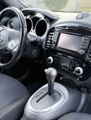 Nissan Juke 1.6 CVT Tekna Bild 5