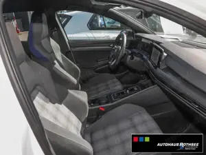 Volkswagen Golf VIII GTE Head-Up+IQ-LIGHT+STANDHZG+AHK Bild 4