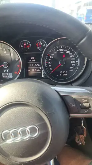 Audi TT Coupe 1.8 TFSI Bild 4