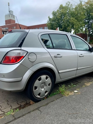 Opel Astra  Bild 3