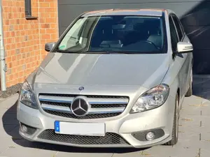 Mercedes-Benz B 180 CDI | Sport | Leder | Navi | AHK | TÜV neu