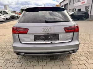 Audi A6 AVANT 3.0 TDI QUATTRO S LINE LED NAVI PDC SHZ Bild 5