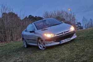 Peugeot 206 CC Platinum 136 PS 2.0 l  RC Bild 3