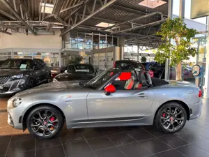 Abarth 124 Spider BOSE LEDER ALU Bild 4