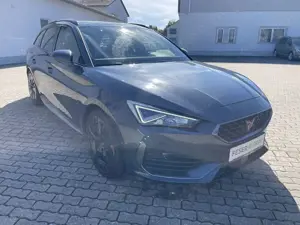 CUPRA Leon 1.4 e-Hybrid 19" ACC KAMERA PANO Bild 4