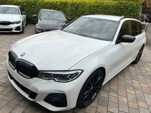 BMW 320 dx M Sport LivePR H/K ACC Kam 360 KOM AHK 19