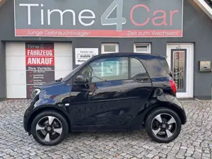 smart forTwo forTwo Kamera Navi LED Tempomat Android Auto Bild 4