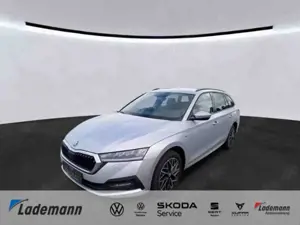 Skoda Octavia Combi 2.0 TDI DSG Clever LED+NAVI+GRA+PA