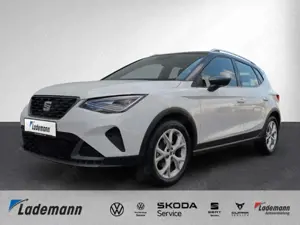 SEAT Arona 1.0 TSI FR NAVI+KAMERA+LED+ACC+KEYLESS+SHZ