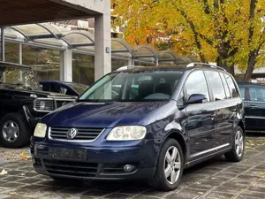 Volkswagen Touran Highline *TÜV 04/26*2.HAND*SERVICEHEFT*