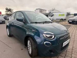 Fiat 500e 42 kWh 118PS - RFK, PDC, SHZ, CarPlay