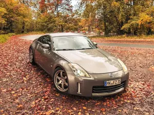 Nissan 350Z 350Z Coupé VQ35HR 340 PS Invidia V1 BilsteinB16
