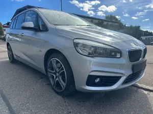 BMW 220 2 Gran Tourer 220 i Sport Line NAVI/7Sitzer/2.Hd