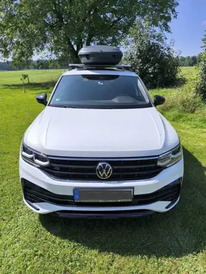 Volkswagen Tiguan Allspace VW Tiguan 2.0 TDI R-Line|DSG|4 Motion|Panorama|7 S Bild 2
