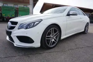 Mercedes-Benz E 250 Coupe AMG Autom. LED Comand CAM Leder