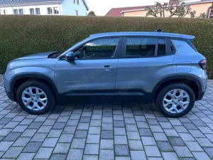 Jeep Avenger 1.2 GSE T3 GDI Altitude ACC, SHZ, LED. Bild 4