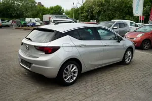 Opel Astra K Lim. 5-trg. Elegance LED Navi PDC Sitzh Bild 4