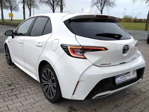 Toyota Corolla 2,0 Hybrid Team-D *Technik-Paket*LRH*SHZ*ACC*BT* Bild 3