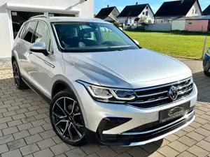 Volkswagen Tiguan Elegance*AHK*ABSTANDTEMP*NAVI*KAMERA*PDC