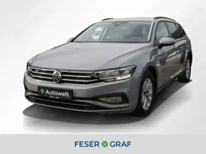 Volkswagen Passat Variant 2.0 TDI DSG AHK Navi RüKa Sitzh.
