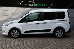 Ford Tourneo Connect Trend *2.Hand*Scheckheftgepflegt* Bild 4