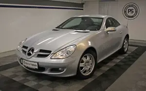 Mercedes-Benz SLK 200 Kompressor LEDER TEMP SHZ PDC V+H S.HEFT