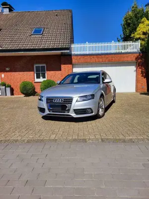 Audi A4 Avant 2.0 TFSI quattro S tronic line Sportpaket (p Bild 3