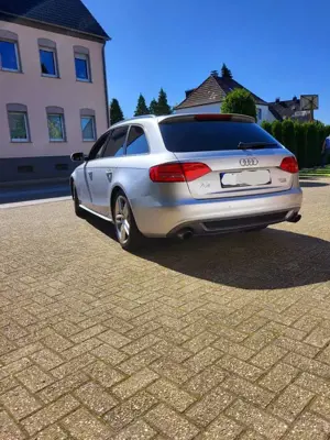 Audi A4 Avant 2.0 TFSI quattro S tronic line Sportpaket (p Bild 5