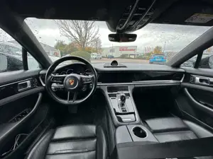 Porsche Panamera Sport Turismo 4 E-Hybrid *Approved Bild 4