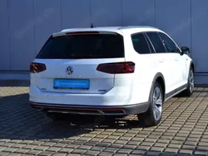 Volkswagen Passat Alltrack 2.0 TDI 190 PS 4M DSG VOLL/AHK/PANORAMA/MATRIX/NA Bild 3