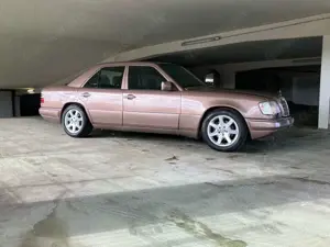 Mercedes-Benz E 220 °SehrGepflegt°Unikat° Bild 5