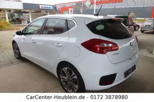 Kia Ceed / cee'd / Leder / Xenon / Navi Bild 4